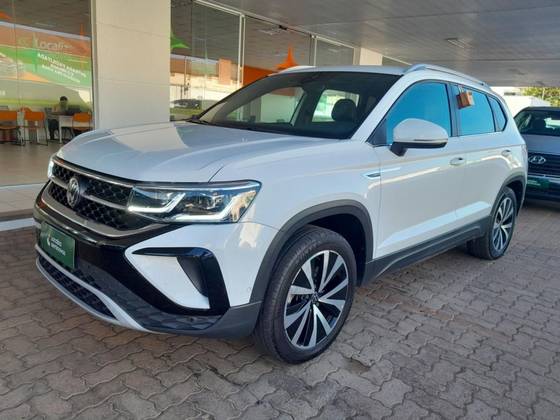 VOLKSWAGEN TAOS 2023