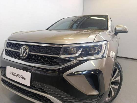 VOLKSWAGEN TAOS 2022