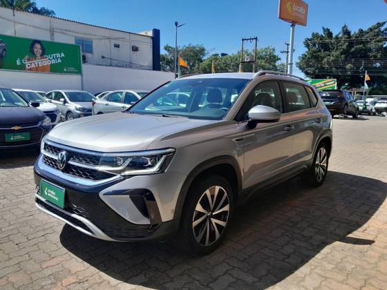 VOLKSWAGEN TAOS 2023