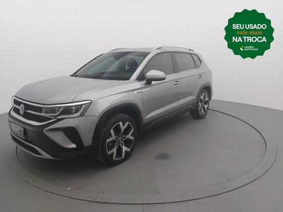 VOLKSWAGEN TAOS 2024