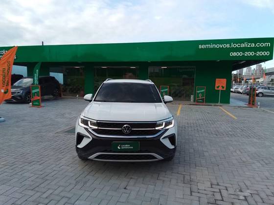 VOLKSWAGEN TAOS 2023