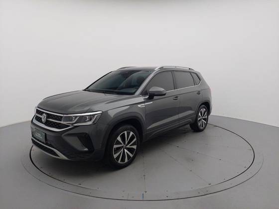VOLKSWAGEN TAOS 2023