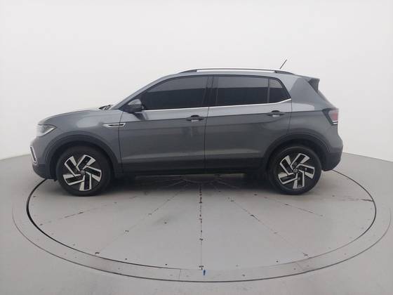 VOLKSWAGEN T-CROSS 2025