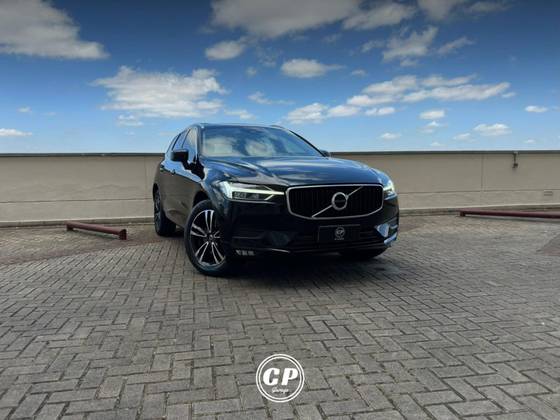 VOLVO XC60 2021