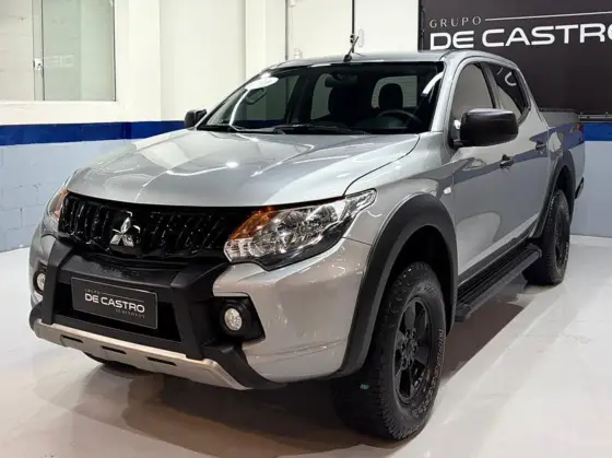 MITSUBISHI L200 TRITON 2023
