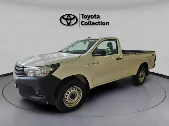 TOYOTA HILUX 2025