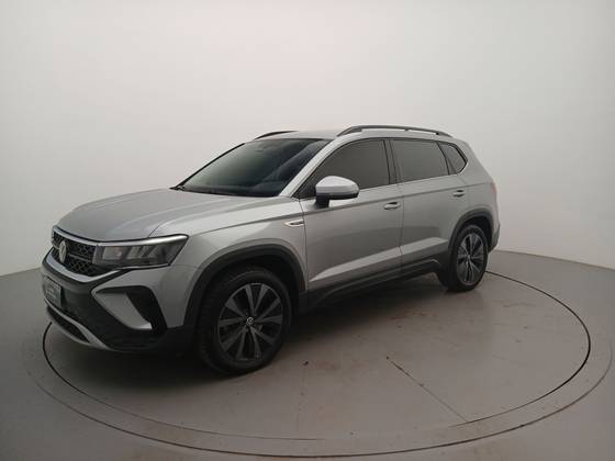VOLKSWAGEN TAOS 2024