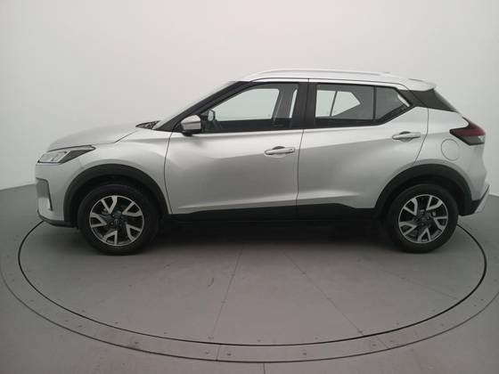 NISSAN KICKS 2024