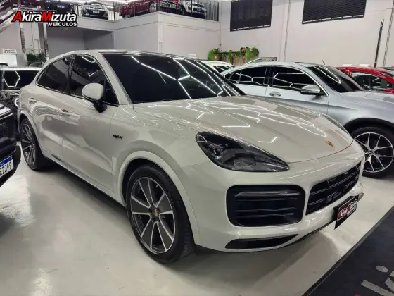 PORSCHE CAYENNE 2023
