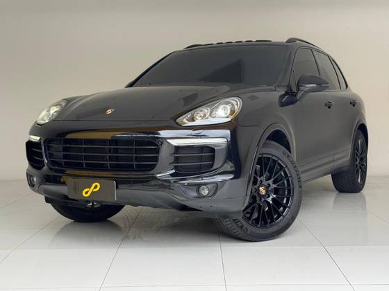 PORSCHE CAYENNE 2018