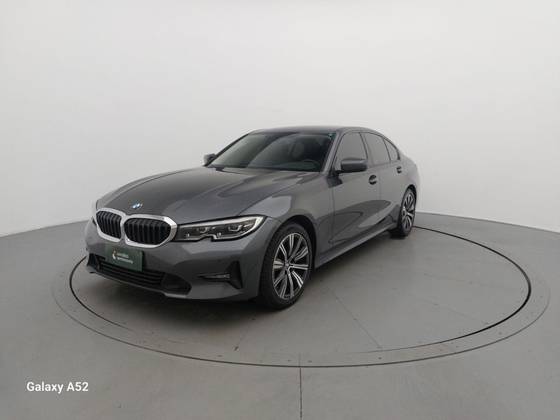 BMW 320i 2022