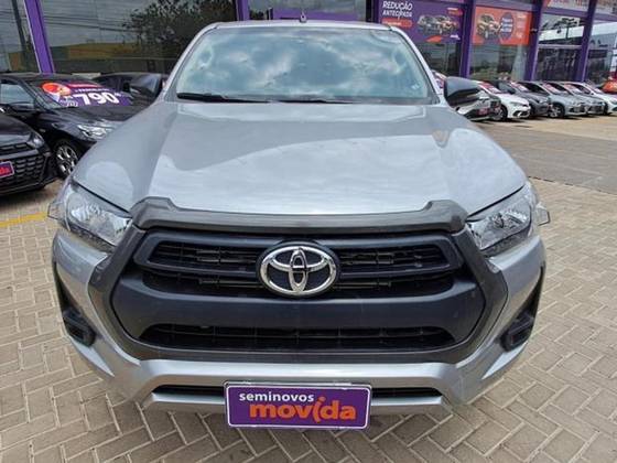 TOYOTA HILUX 2024