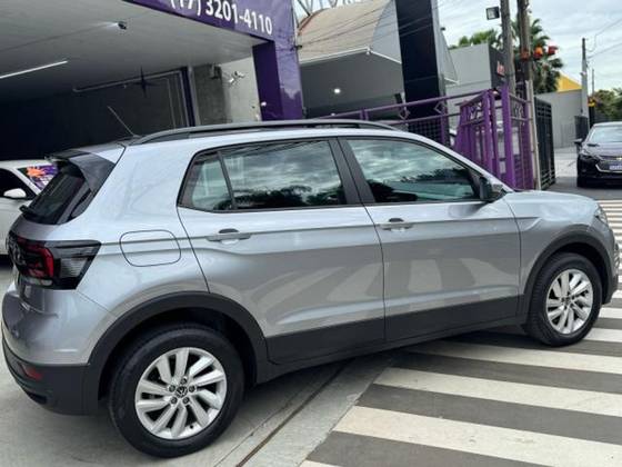 VOLKSWAGEN T-CROSS 2025
