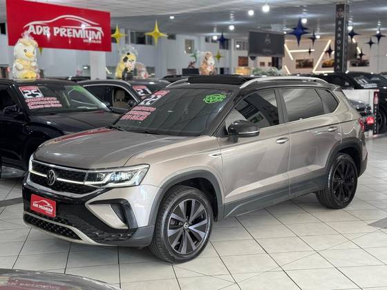 VOLKSWAGEN TAOS 2022