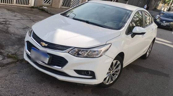 CHEVROLET CRUZE 2018