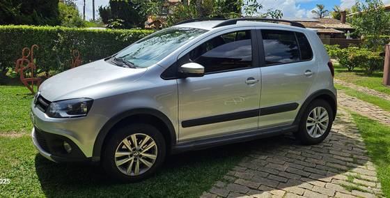 VOLKSWAGEN CROSSFOX 2014