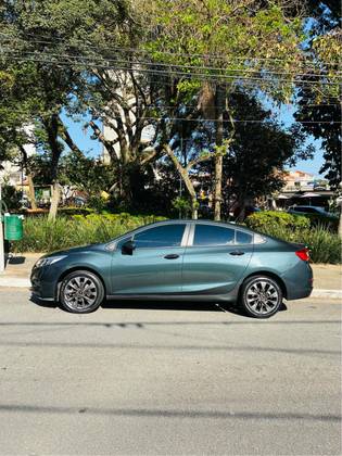 CHEVROLET CRUZE 2018