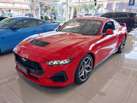 FORD MUSTANG 2024