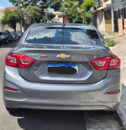 CHEVROLET CRUZE 2018