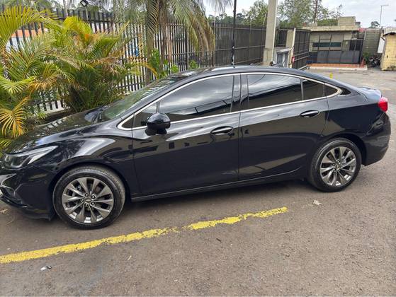 CHEVROLET CRUZE 2018