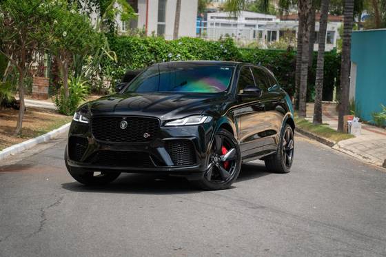 JAGUAR F-PACE 2024