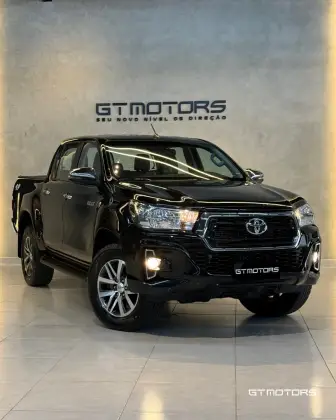 TOYOTA HILUX 2020