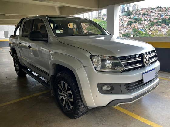 VOLKSWAGEN AMAROK 2015