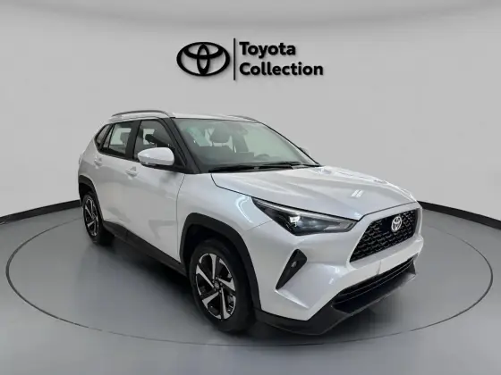 TOYOTA YARIS CROSS 2026