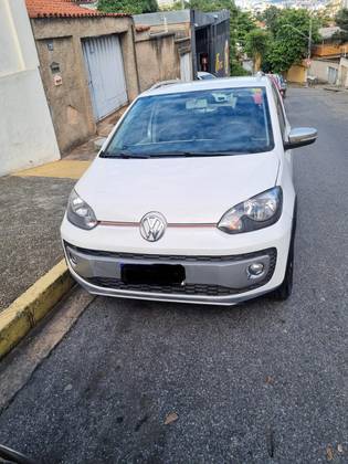 VOLKSWAGEN CROSS UP 2017