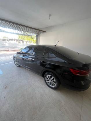 VOLKSWAGEN VIRTUS 2018