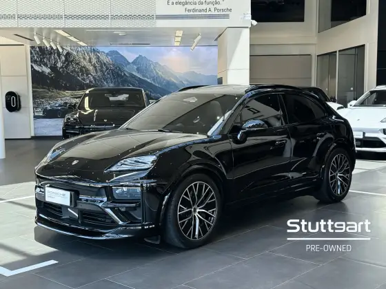 PORSCHE MACAN 2025