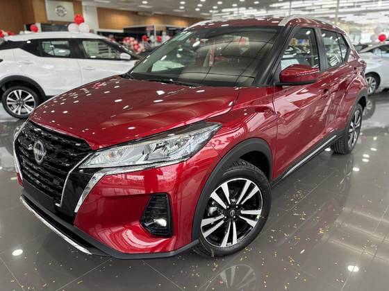 NISSAN KICKS PLAY 2025