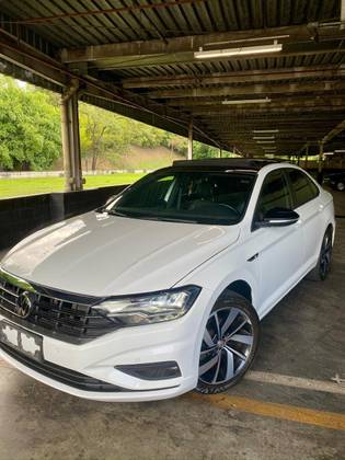 VOLKSWAGEN JETTA 2018