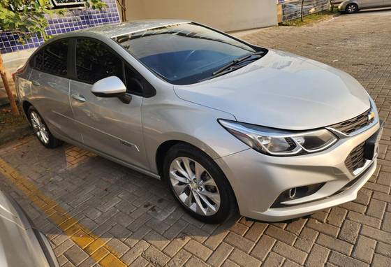 CHEVROLET CRUZE 2017