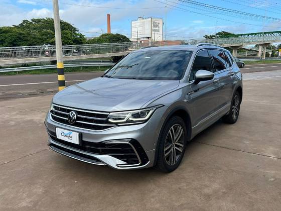 VOLKSWAGEN TIGUAN 2024