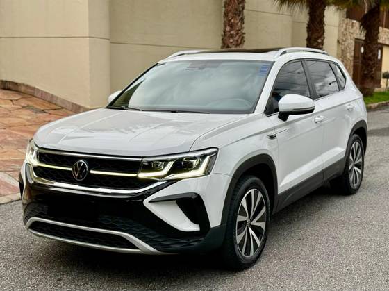 VOLKSWAGEN TAOS 2022