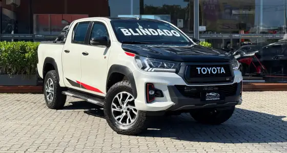TOYOTA HILUX 2020