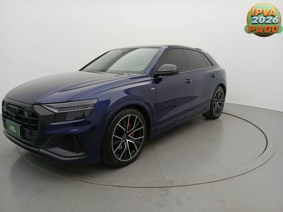 AUDI Q8 2022