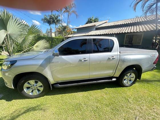 TOYOTA HILUX 2018