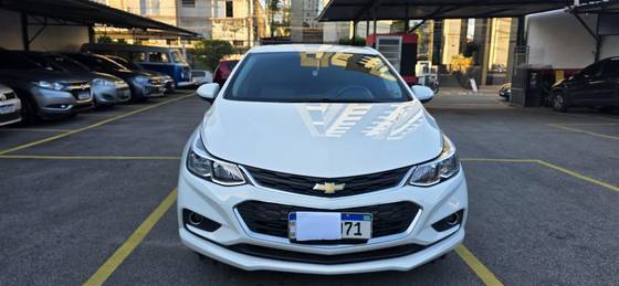 CHEVROLET CRUZE 2018