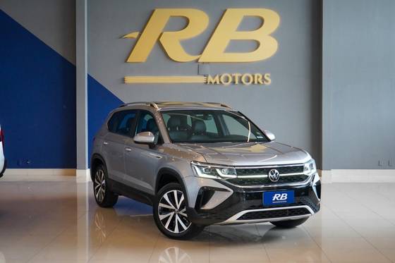 VOLKSWAGEN TAOS 2022