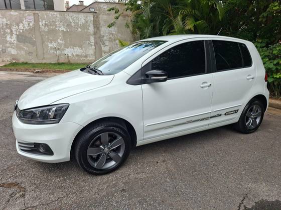 VOLKSWAGEN FOX 2020