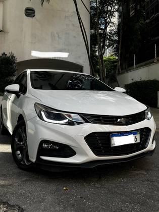 CHEVROLET CRUZE 2018