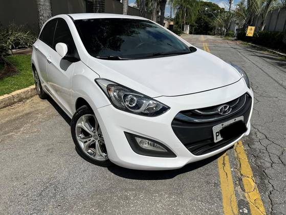HYUNDAI I30 2015