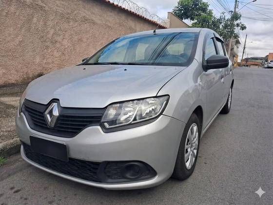 RENAULT SANDERO 2015