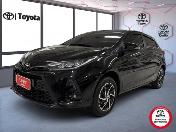 TOYOTA YARIS 2024