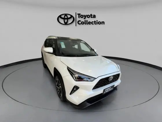 TOYOTA YARIS CROSS 2026