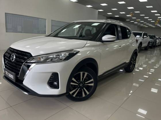 NISSAN KICKS 2022